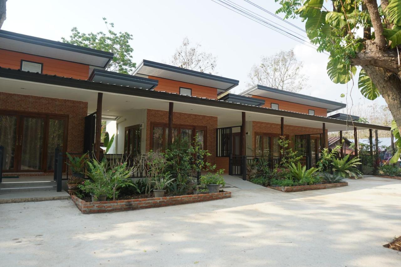 萨姆娜丽花园别墅度假酒店 Ban Phae Mai 外观 照片